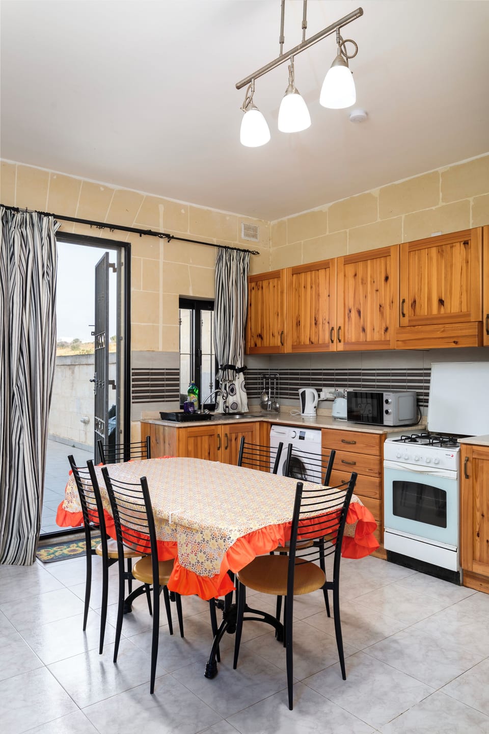 Apartment, City View | Private kitchen