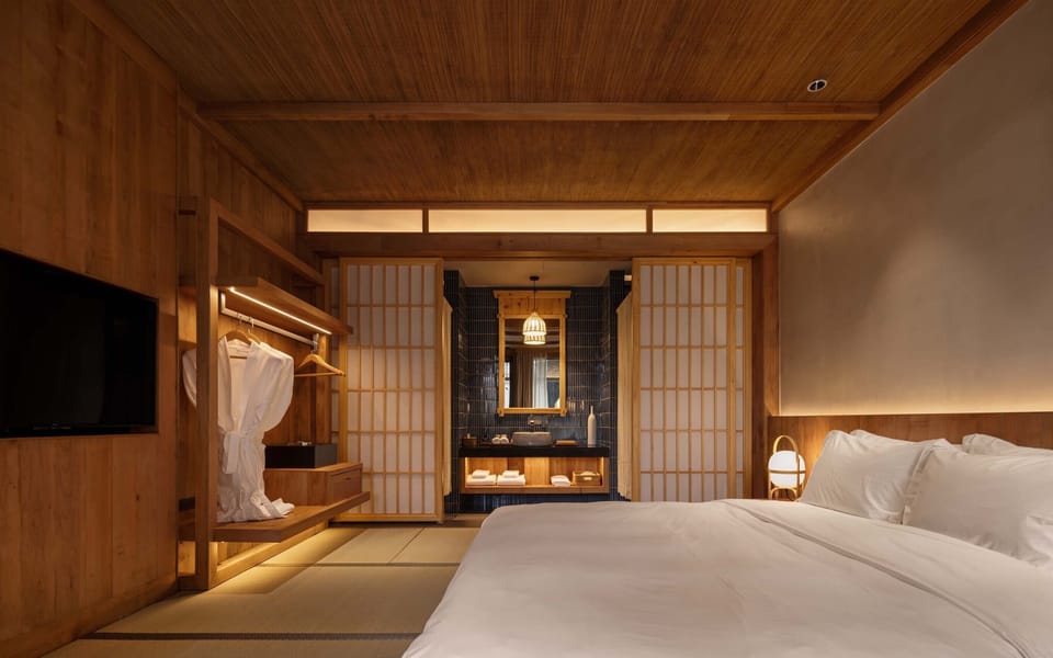 Japanese-style Double Room | Free minibar, in-room safe, desk, blackout drapes