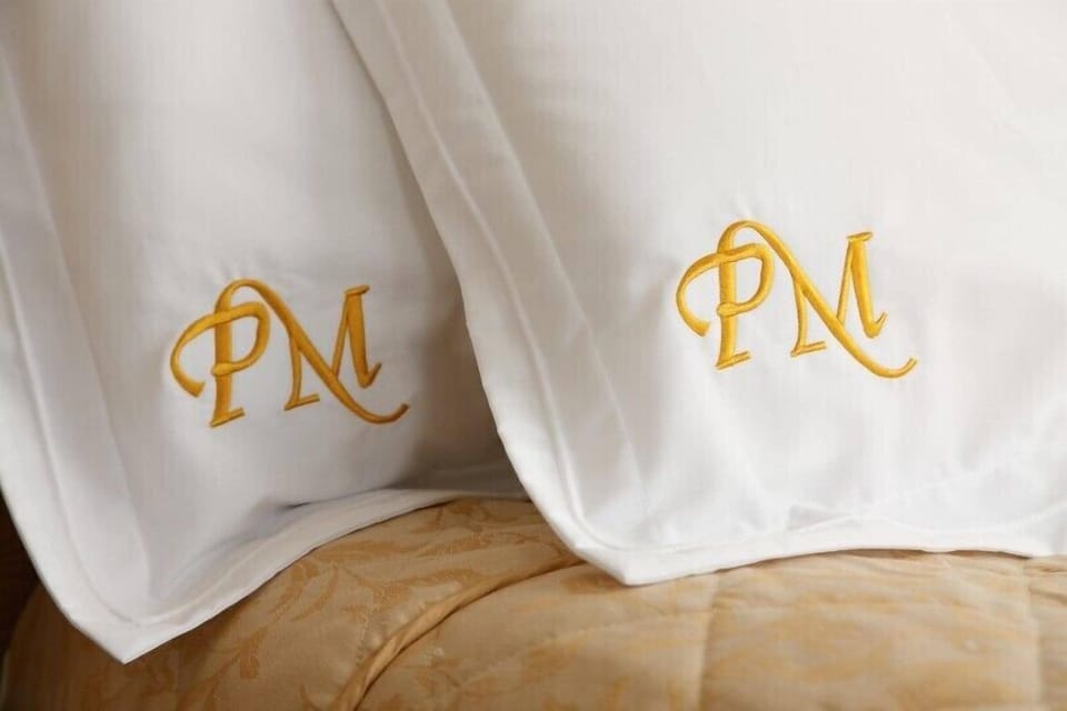 Standard Twin Room, Sea View | Iron/ironing board, free WiFi, bed sheets