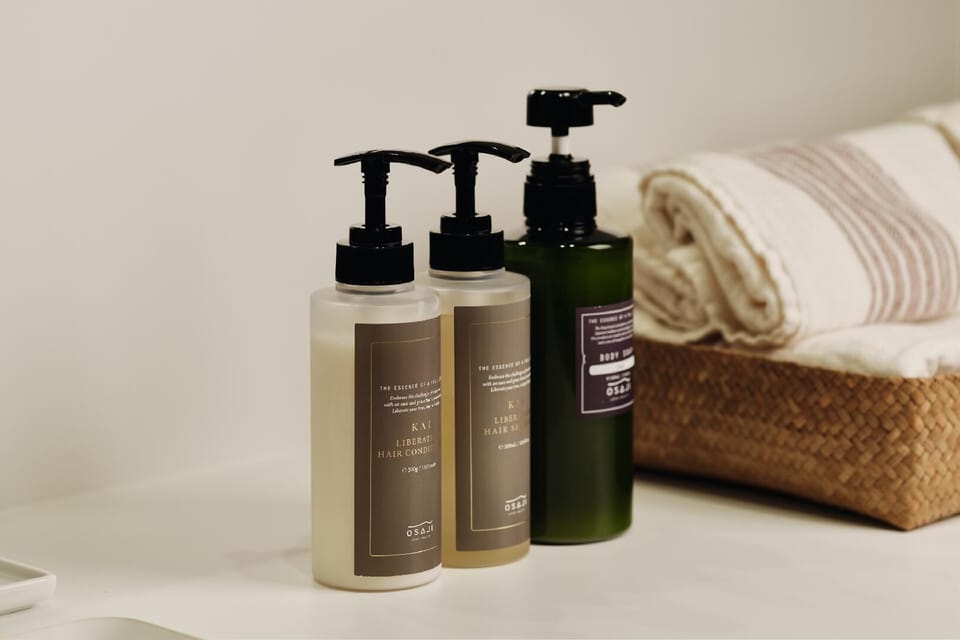 Bathroom amenities