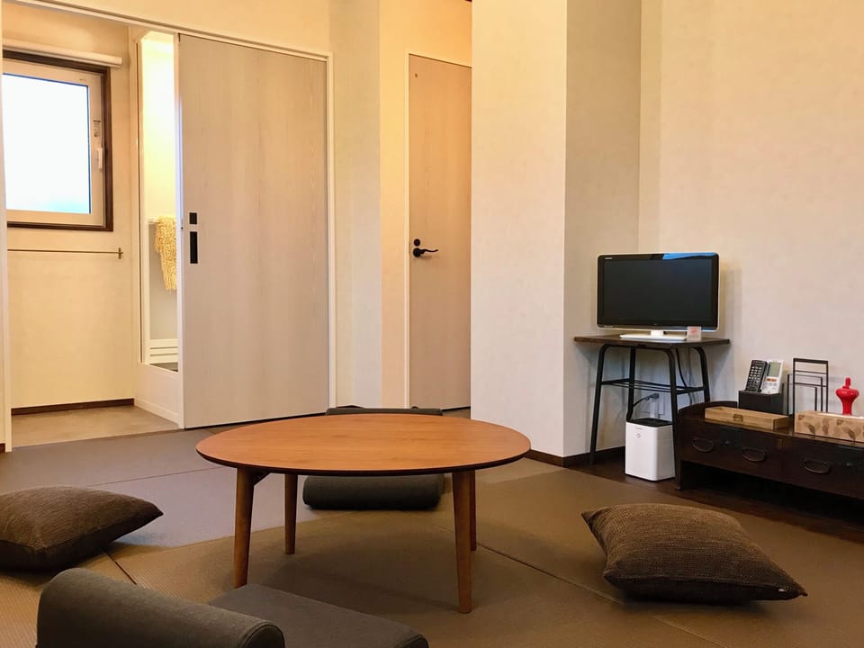 Azumino Hotaka no Yado Harutsugedori Bed and Breakfast in Nagano Prefecture