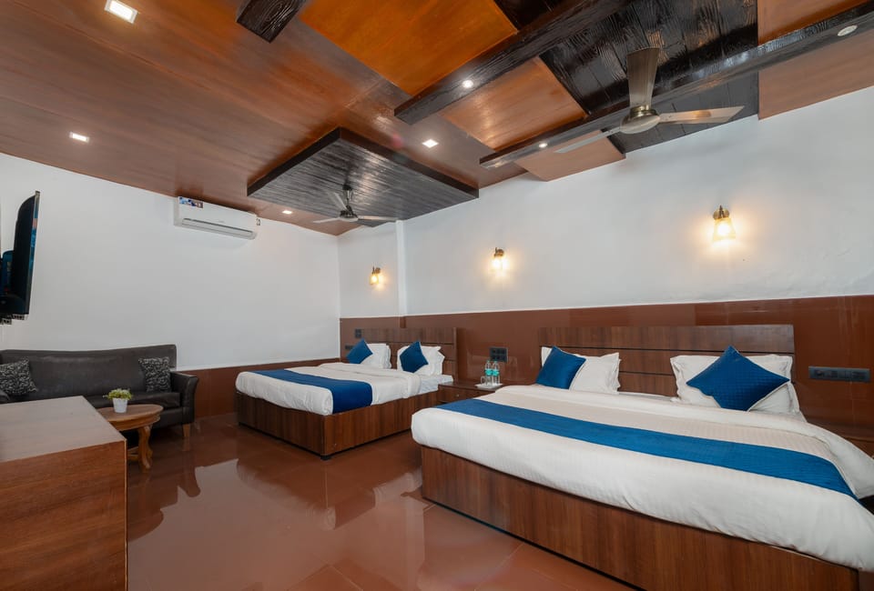 Family Room | Free WiFi