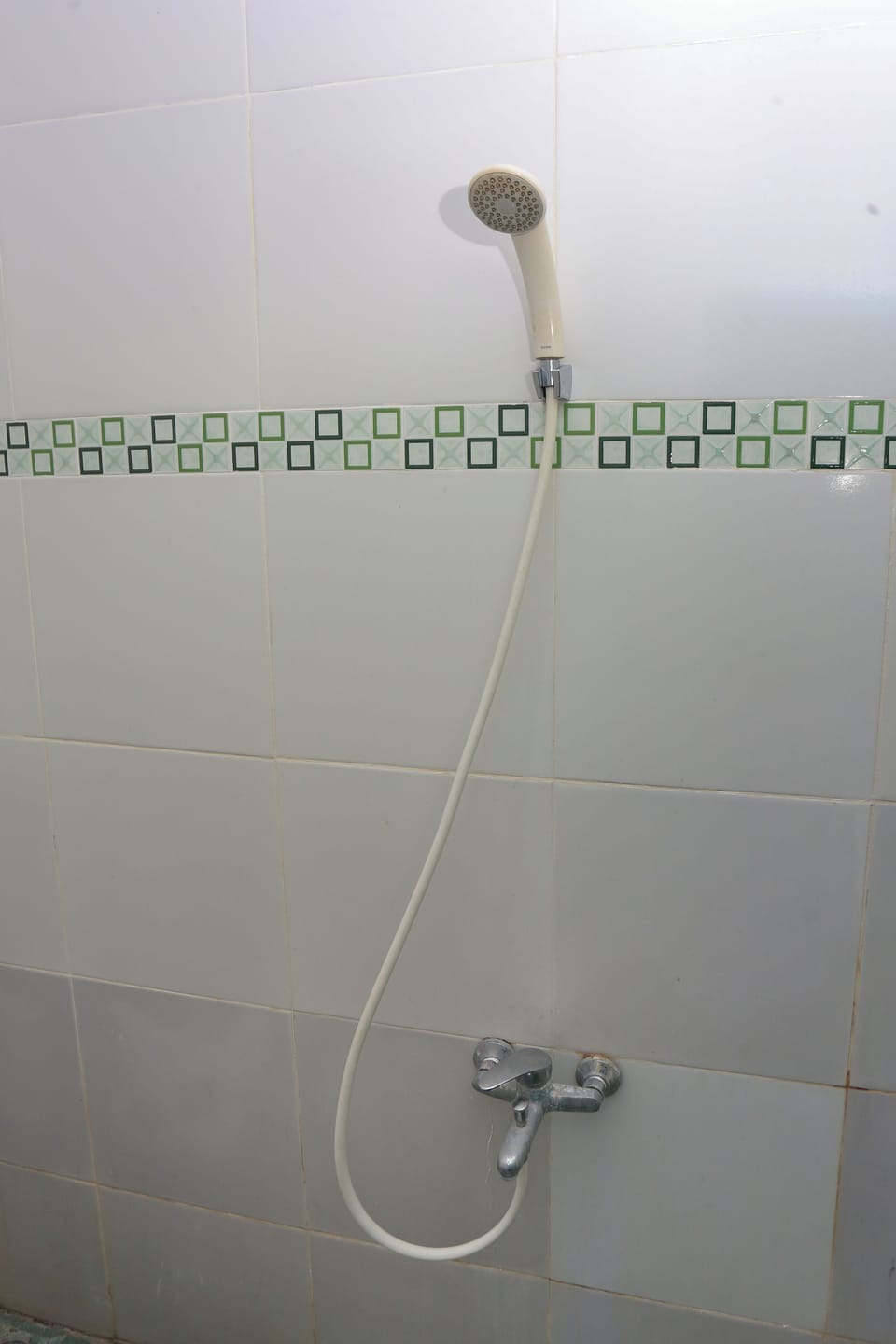 Deluxe Double Room | Bathroom | Shower, towels