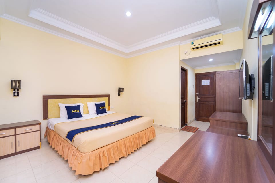 Standard Double Room | Desk, free WiFi, bed sheets