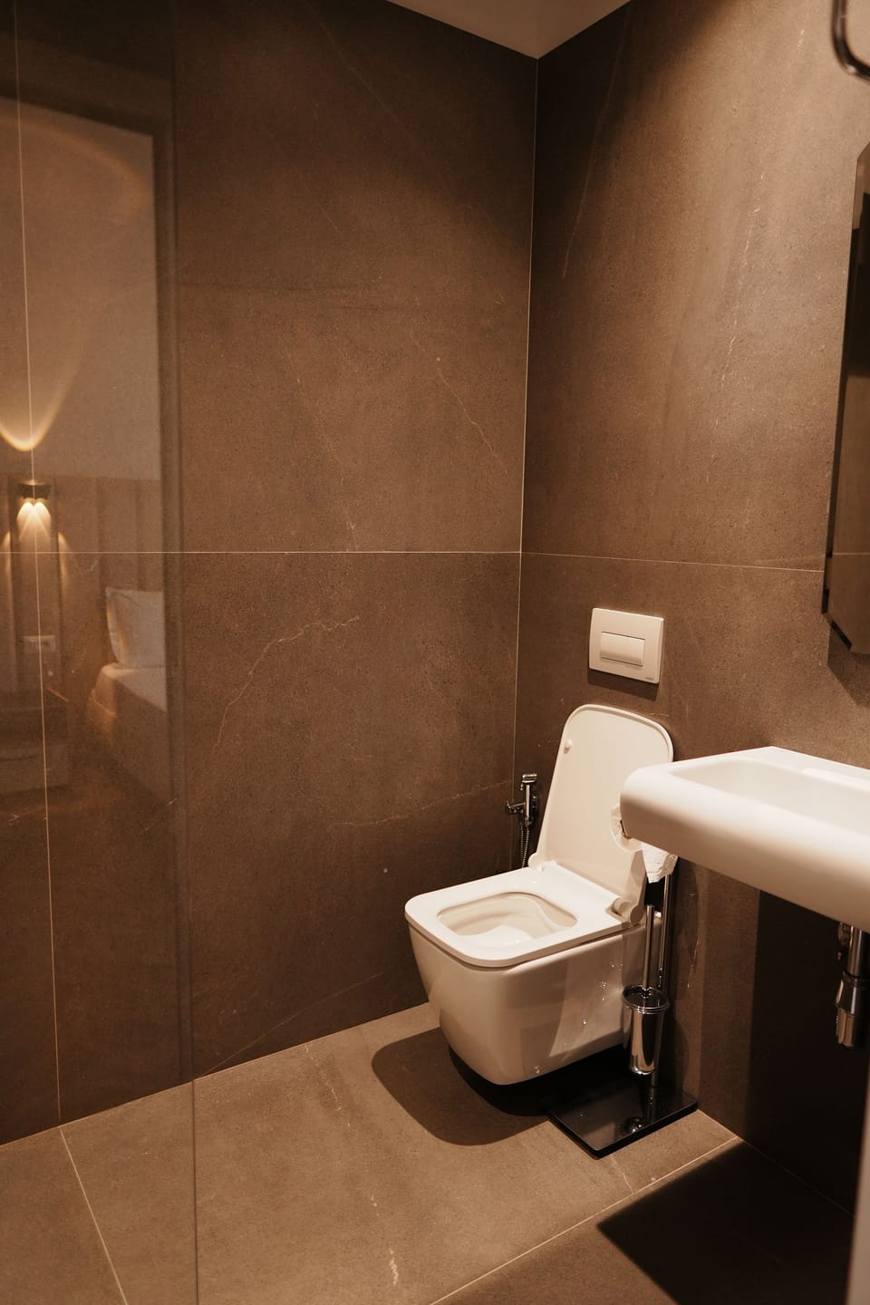 Standard Double Room, Balcony, Garden View | Bathroom | Shower, rainfall showerhead, hair dryer, towels