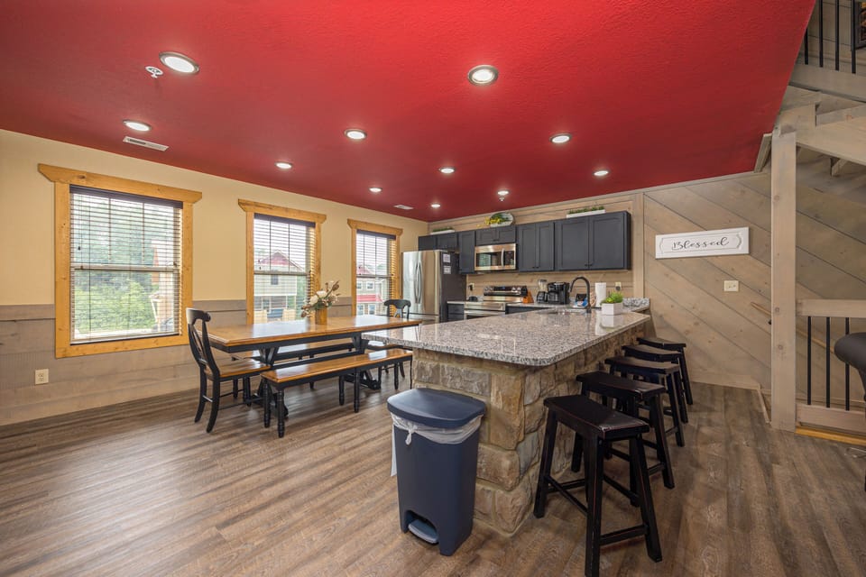 Room, Multiple Beds, Hot Tub, Mountain View (A Majestic Hilltop) | Private kitchen