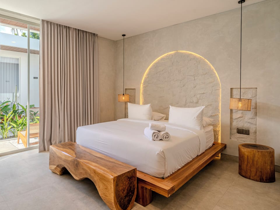 Deluxe Double Room | Premium bedding, down comforters, minibar, in-room safe