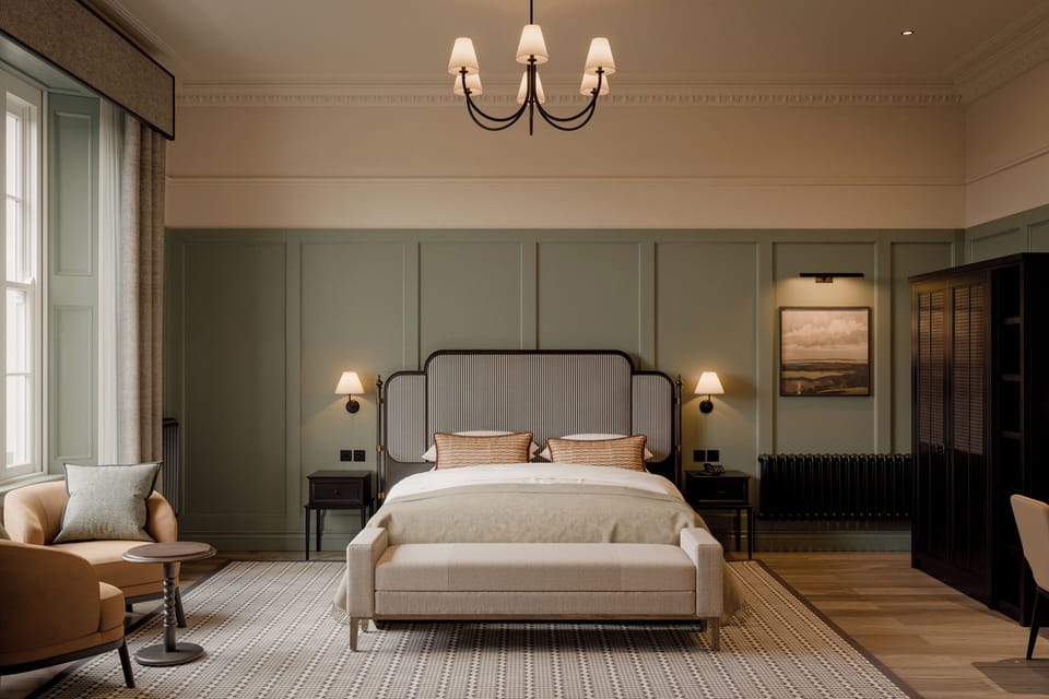 Luxury Suite | In-room safe, desk, laptop workspace, blackout drapes