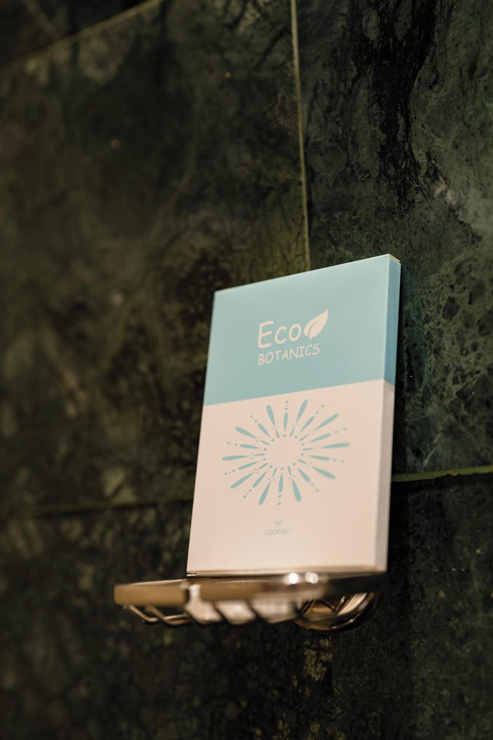 Modern King | Bathroom amenities | Bathtub, free toiletries, hair dryer, bathrobes