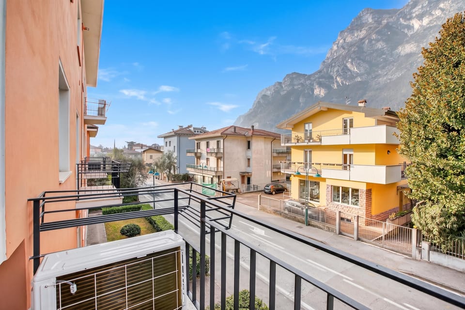 Standard Apartment, 2 Bedrooms, 2 Bathrooms (Adria's House Modern) | Property grounds