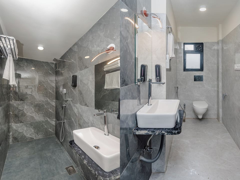 Free toiletries, hair dryer, bidet, towels
