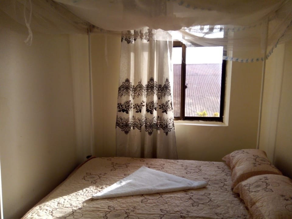 Standard Double Room, City View | Free WiFi, bed sheets