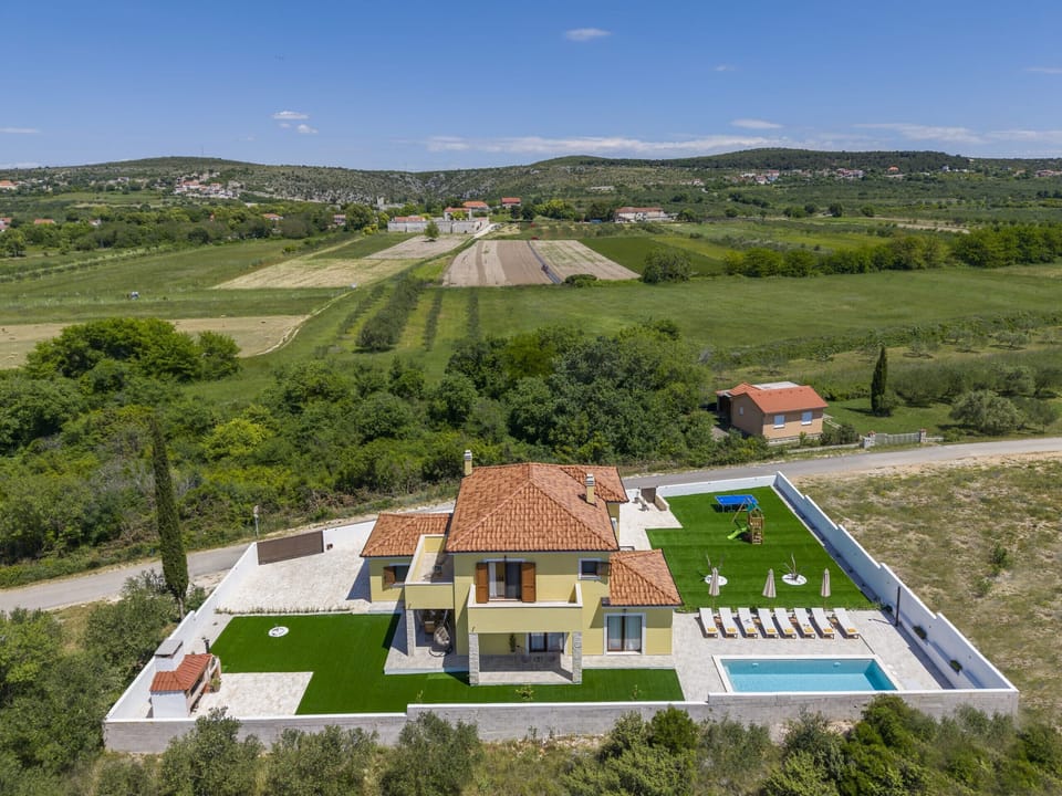 House | 4 bedrooms