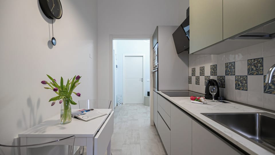 Apartment (1 Bedroom) | Interior