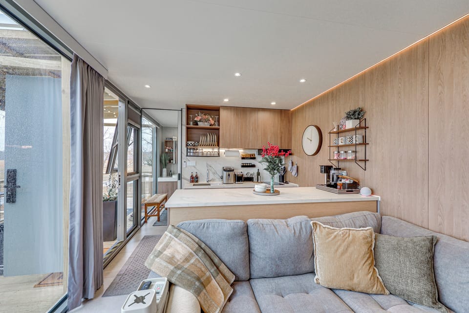 House (1 Bedroom) | Interior