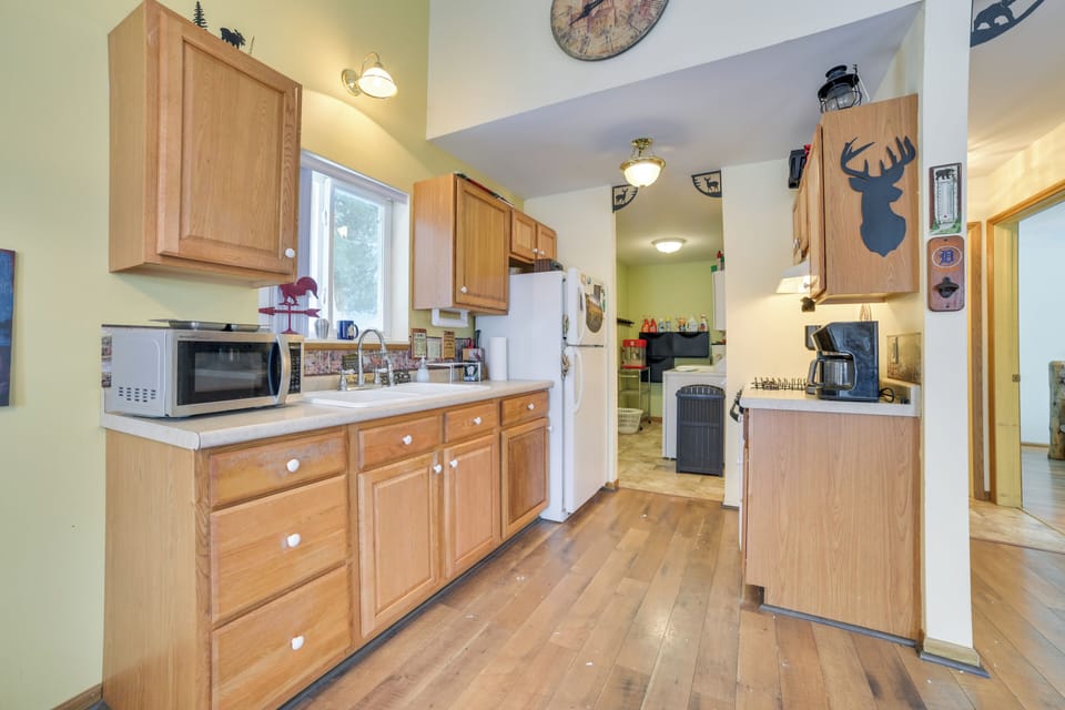 House (3 Bedrooms) | Interior
