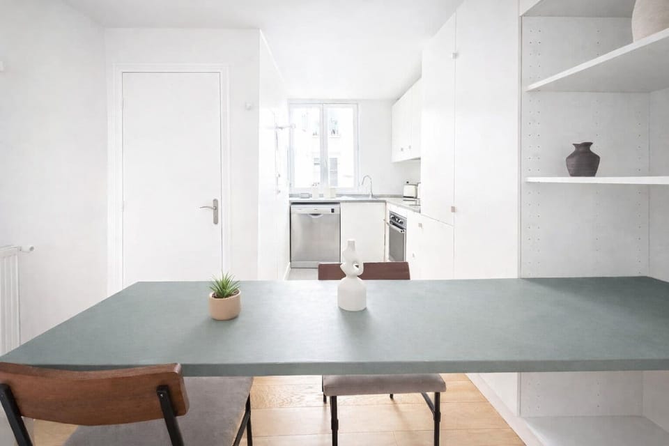 Apartment | Dining