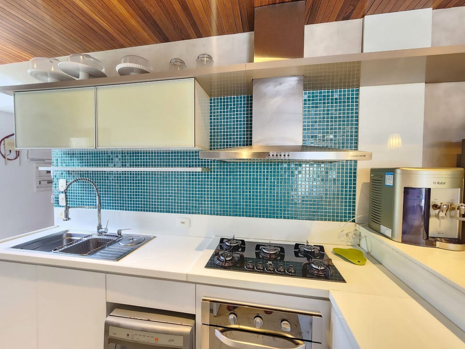 Basic Bungalow | Private kitchen