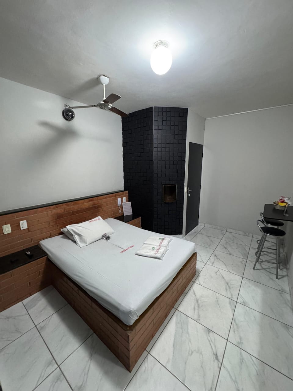Basic Suite, Air conditioning, Garden View | Minibar, desk, laptop workspace, free WiFi