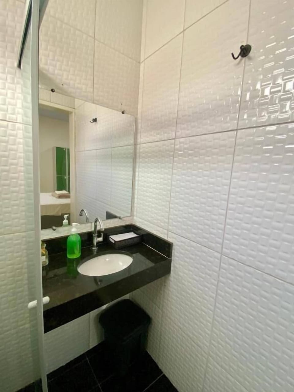 Quadruple Room | Bathroom