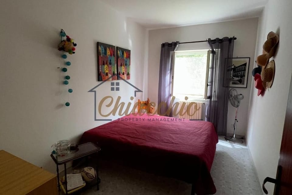 Iron/ironing board, free WiFi