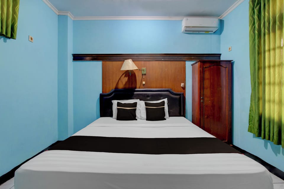 Deluxe Double Room | Free WiFi, bed sheets