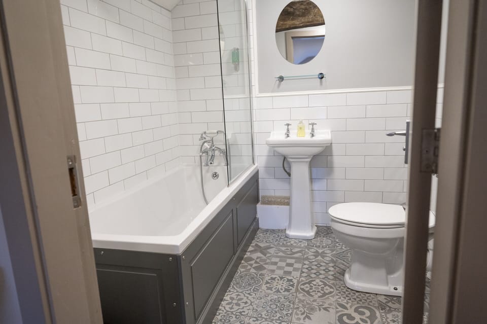 Double Room | Bathroom