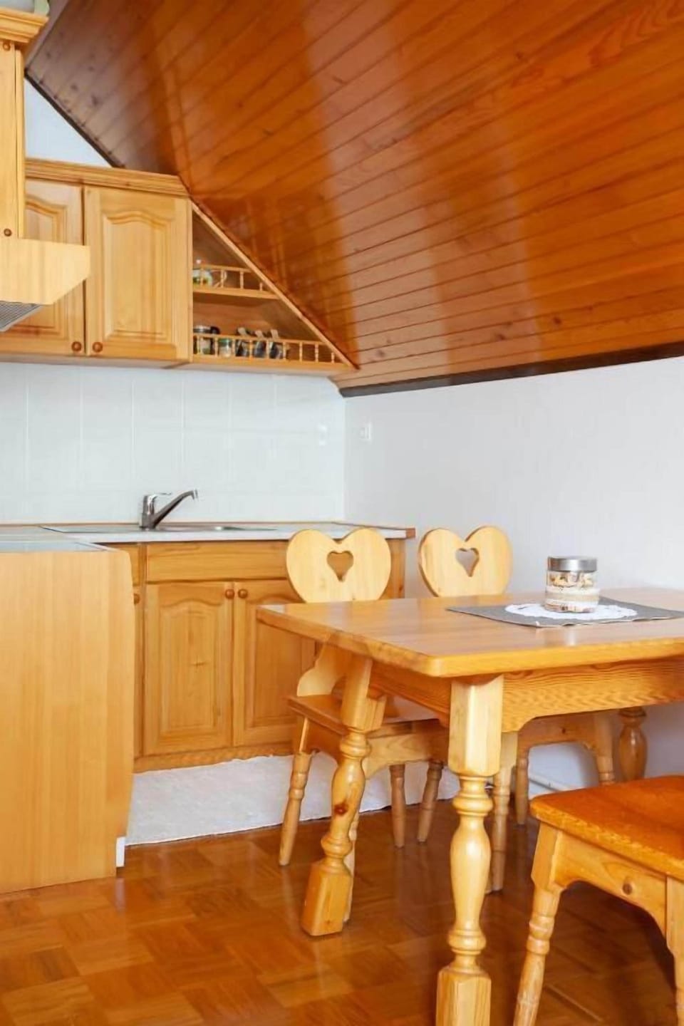 Standard Apartment, Garden View | Dining