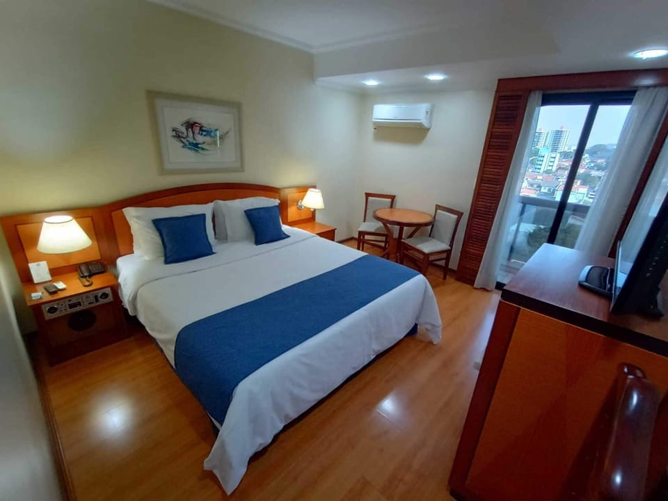 Superior Apartment | 1 bedroom, minibar, in-room safe, free cribs/infant beds