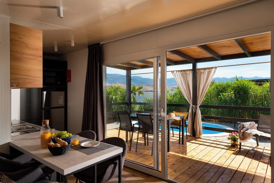 Mari Holiday Home with pool | Living area