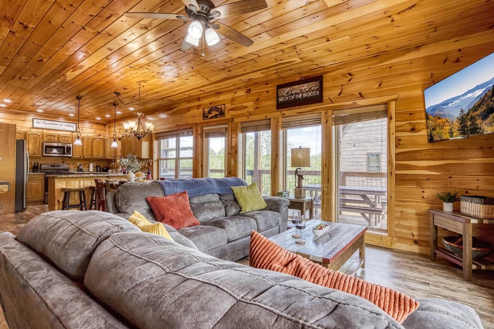House | 5 bedrooms, high-speed internet