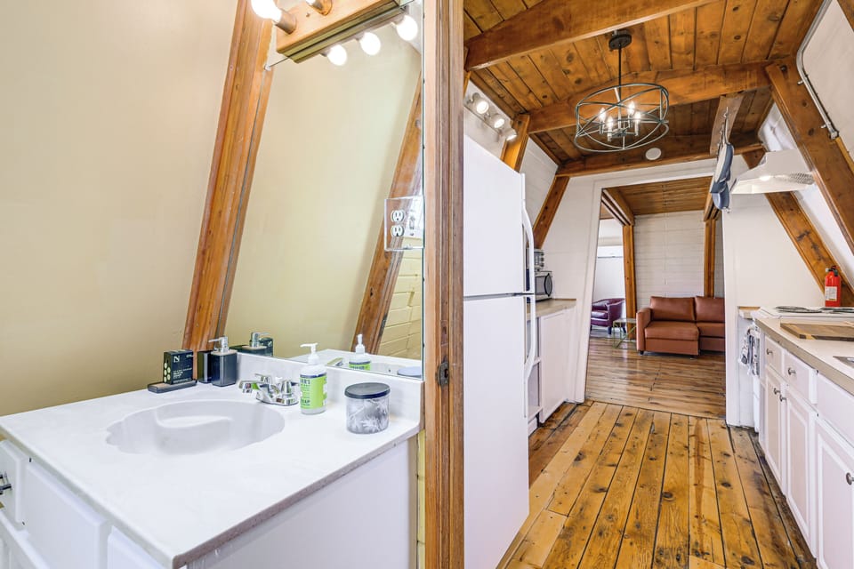 House (1 Bedroom) | Interior