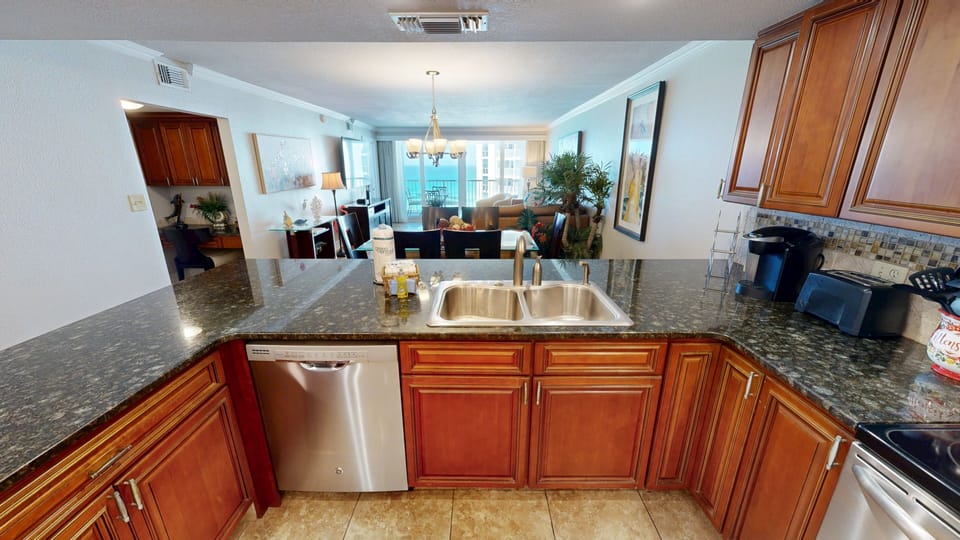 Condo, 2 Bedrooms | Private kitchen | Coffee/tea maker, fridge, oven, toaster