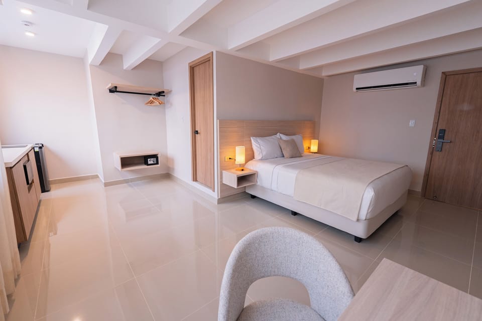 Superior Double Room, 1 Queen Bed | Minibar, in-room safe, free WiFi, bed sheets