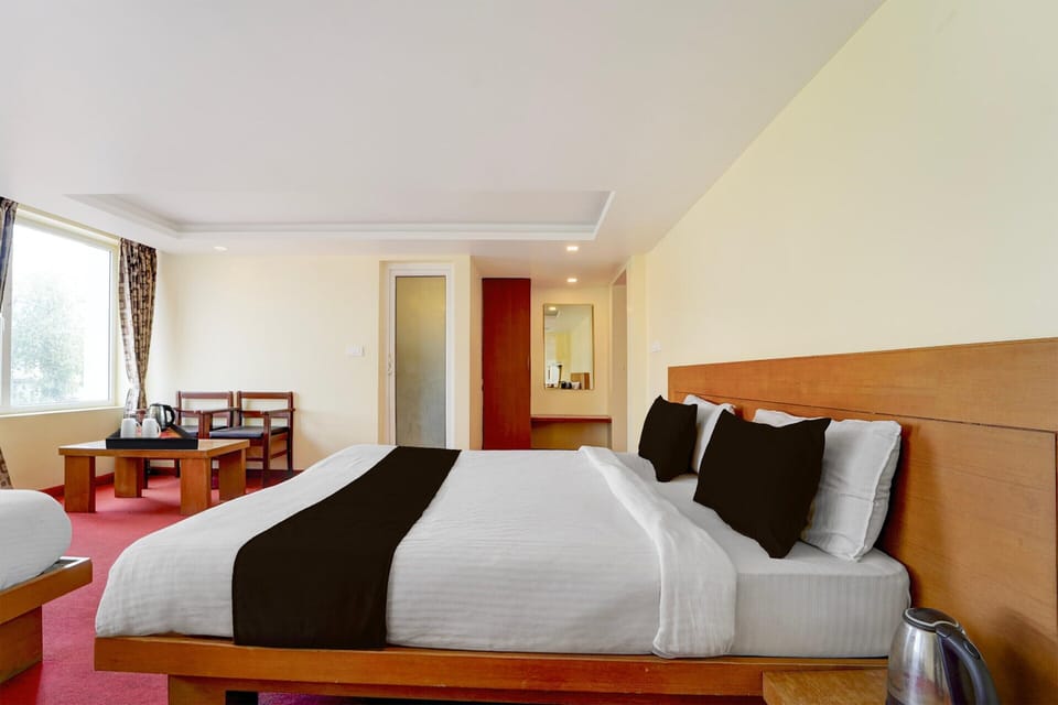 Classic Abirami Grand Inn House in Kodaikanal