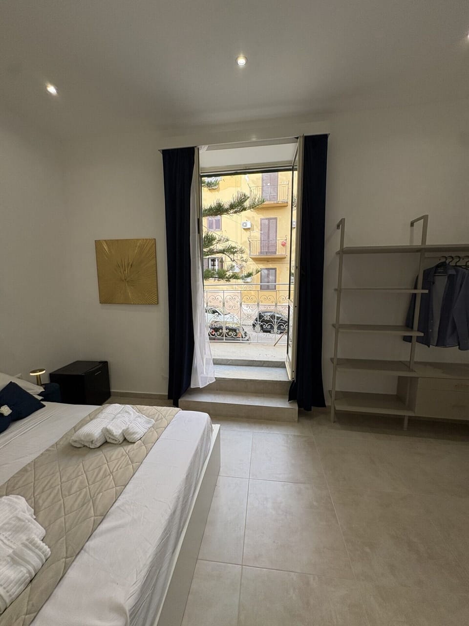 Camera King Superior con Materasso Matrimoniale | Individually furnished, free WiFi, bed sheets