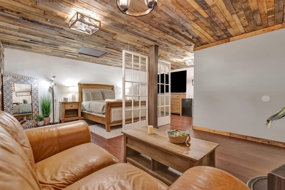 Exclusive Studio | Living area