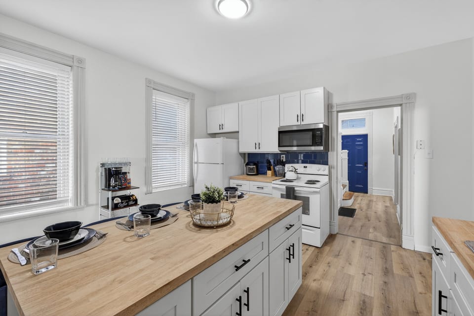 Comfort House | Private kitchen | Espresso maker, coffee/tea maker, electric kettle