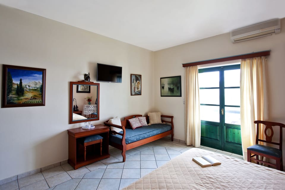 Superior Double Room | In-room safe, free WiFi, bed sheets