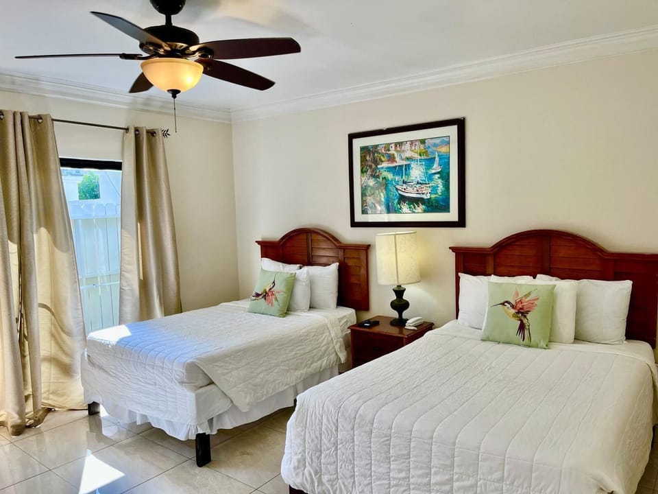 Deluxe Villa, Multiple Beds, Non Smoking, Garden View | Iron/ironing board, free WiFi, bed sheets