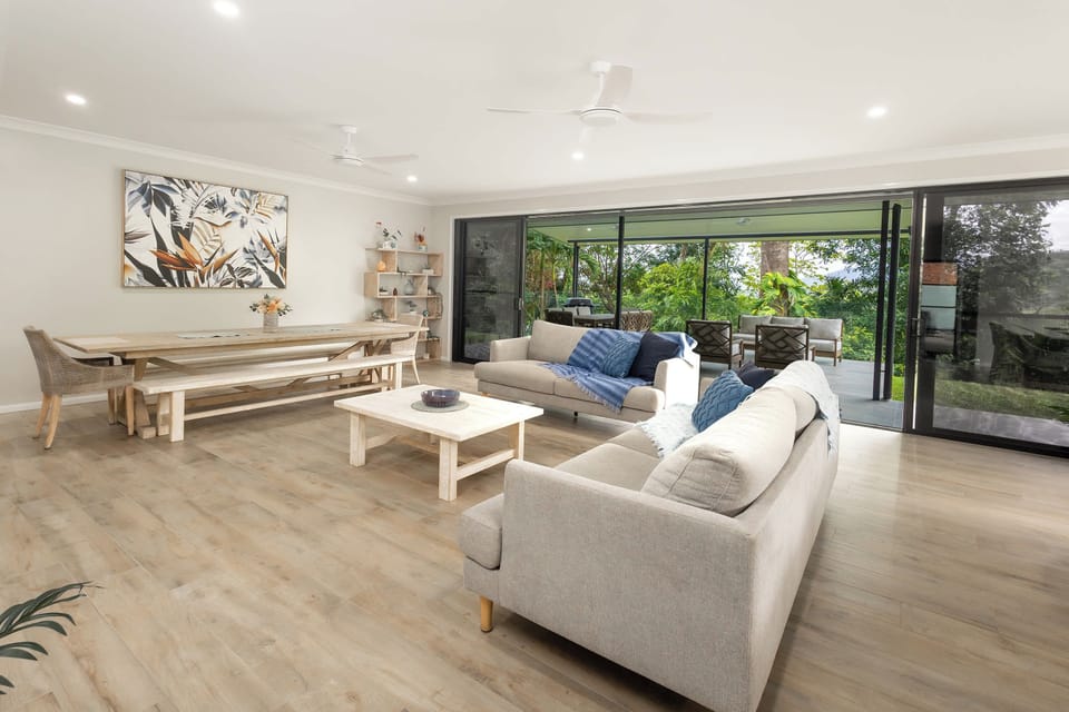House | 4 bedrooms, high-speed internet