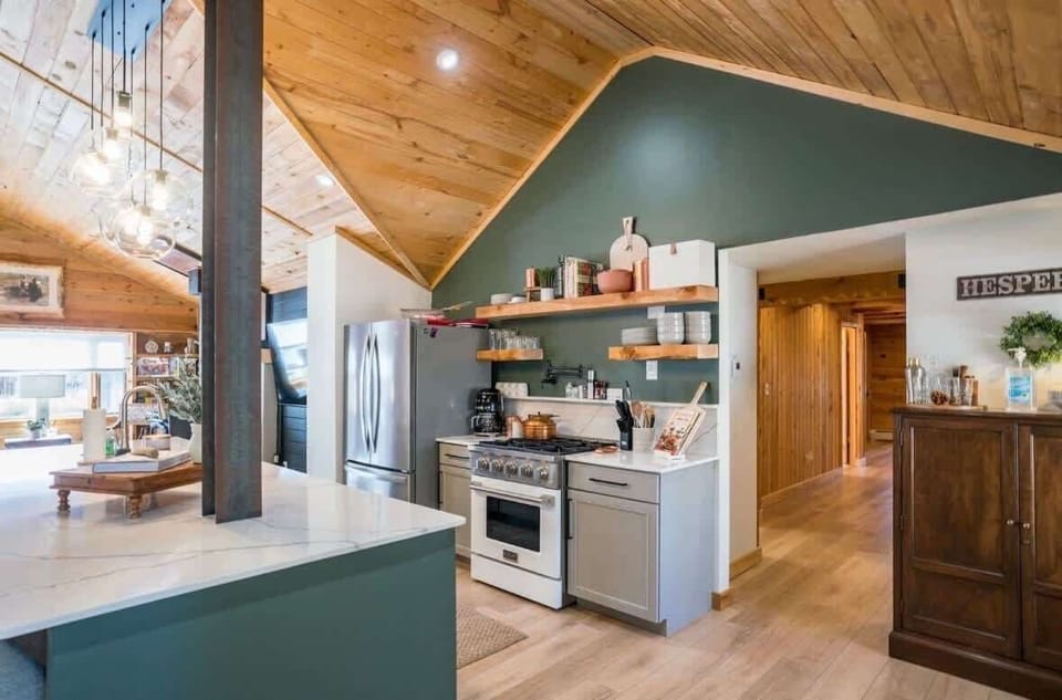 House | 3 bedrooms, high-speed internet
