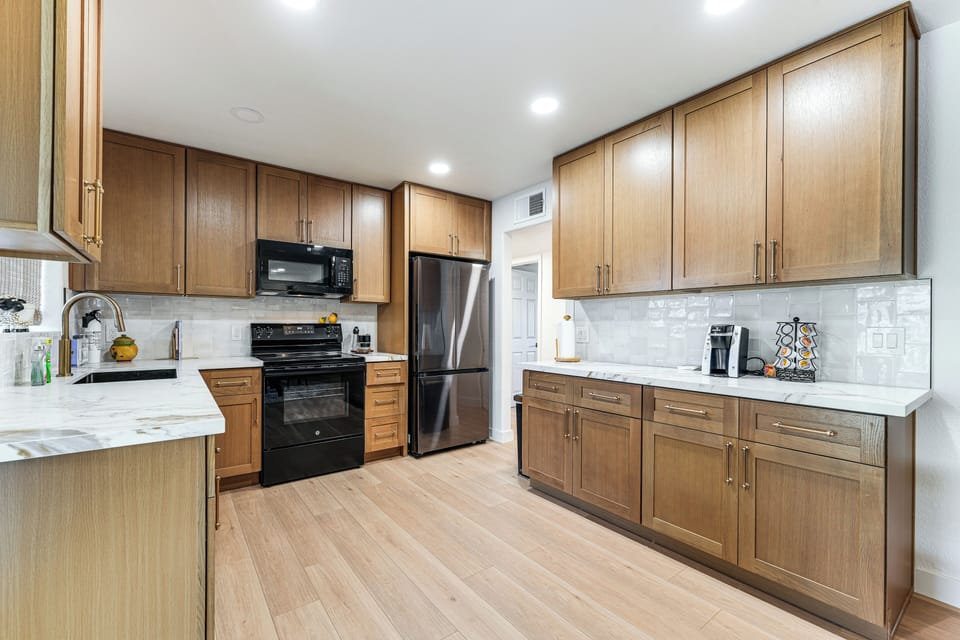 House (3 Bedrooms) | Interior