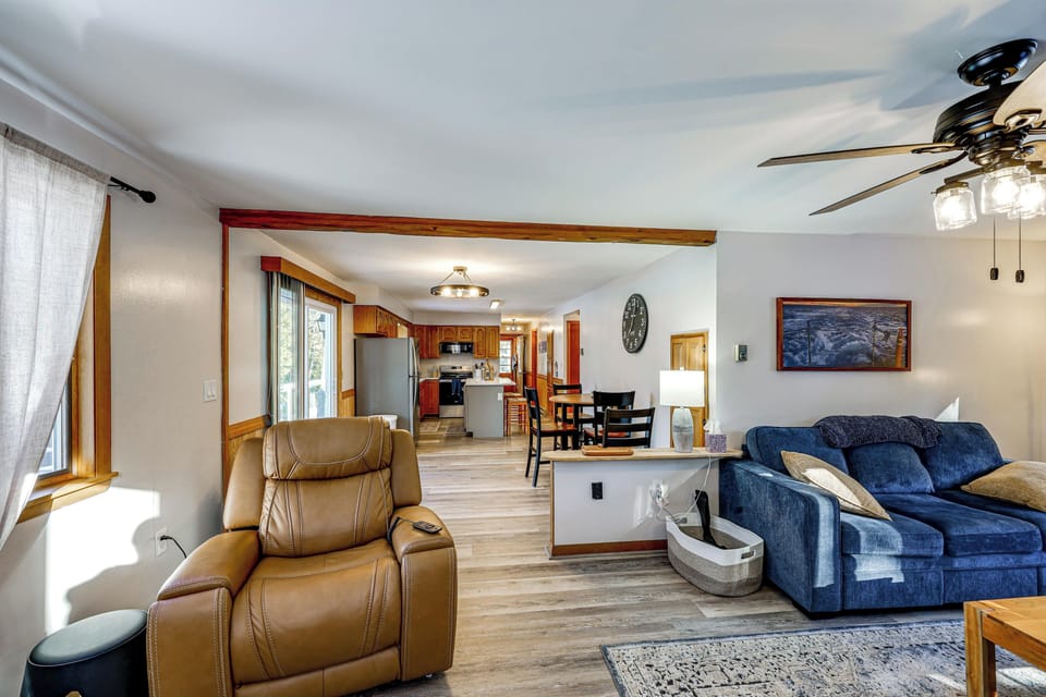 House (2 Bedrooms) | Interior