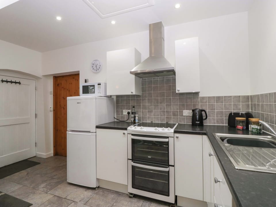 Fridge, microwave, toaster, cookware/dishes/utensils