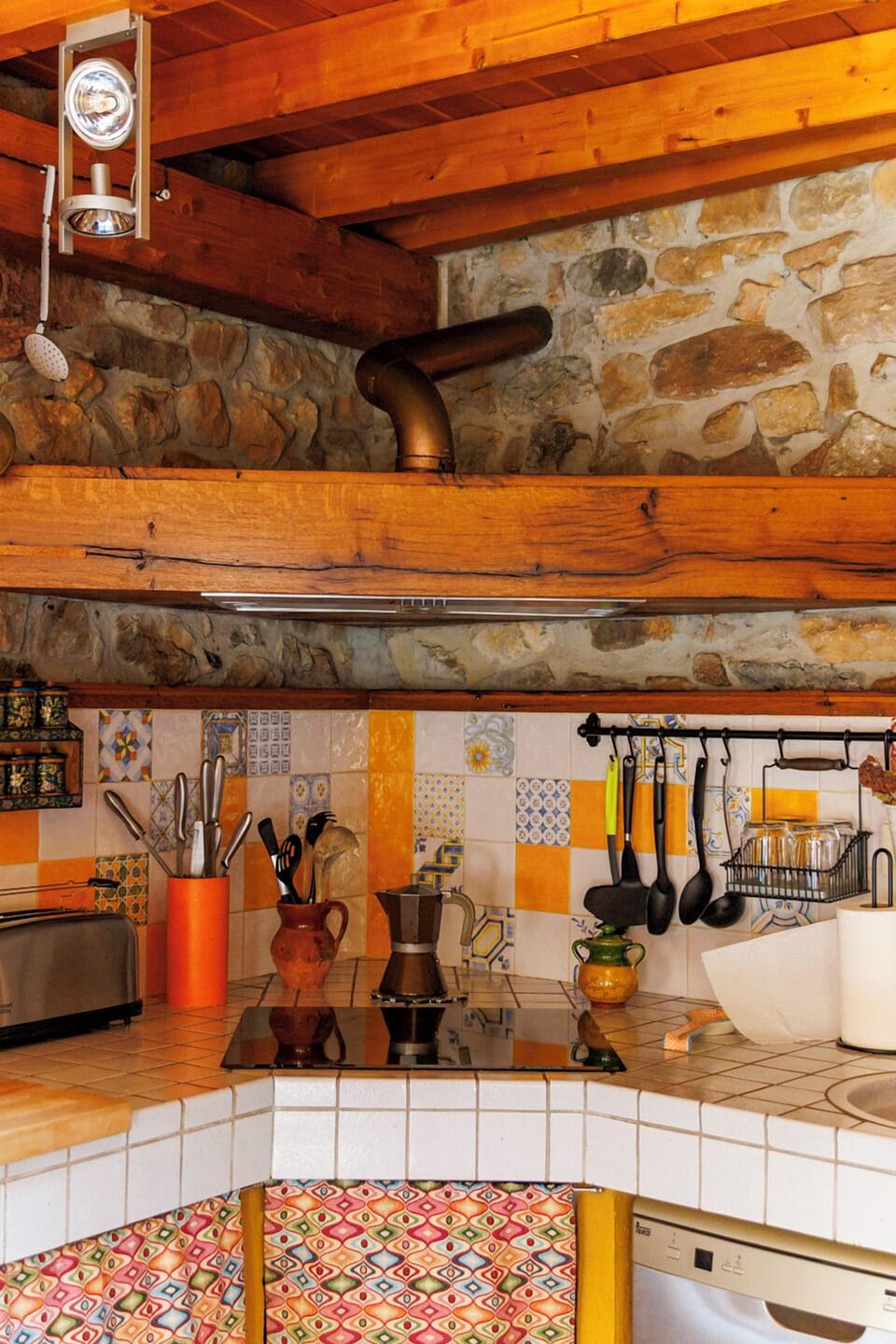 House, Balcony, Mountain View | Private kitchen | Full-size fridge, microwave, stovetop, dishwasher