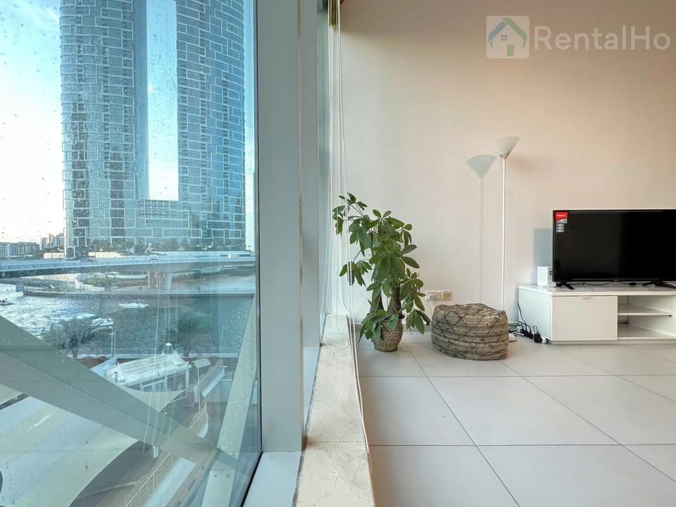 Luxury Full Marina View Apartment in Dubai
