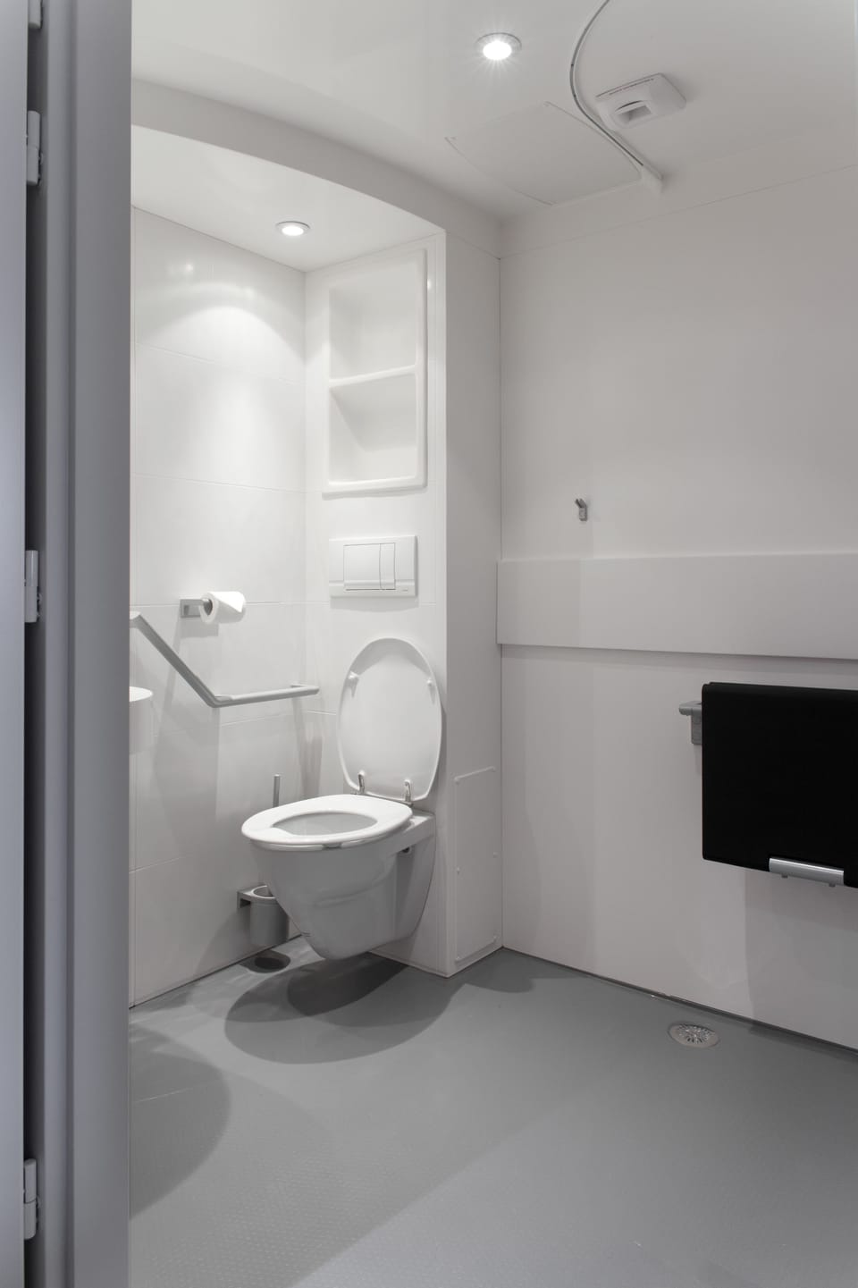 Shower, rainfall showerhead, hair dryer, towels