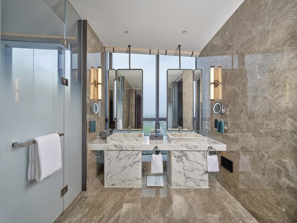 Presidential Suite, 1 King Bed | Bathroom