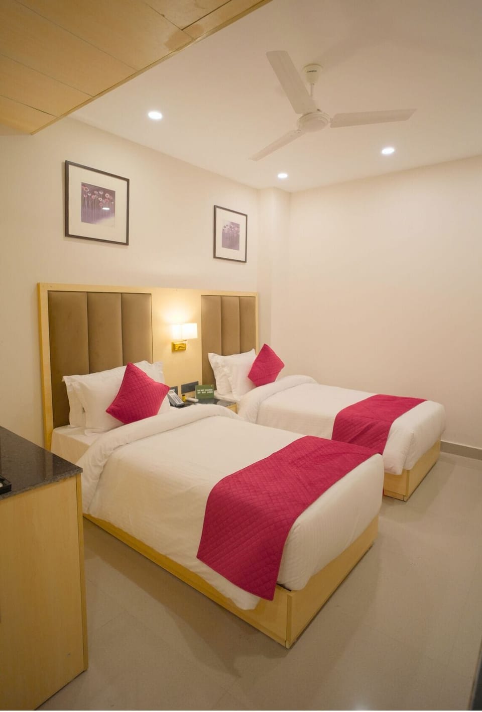 Superior Twin Room, 2 Bedrooms, No Windows | Memory foam beds, laptop workspace, rollaway beds, free WiFi